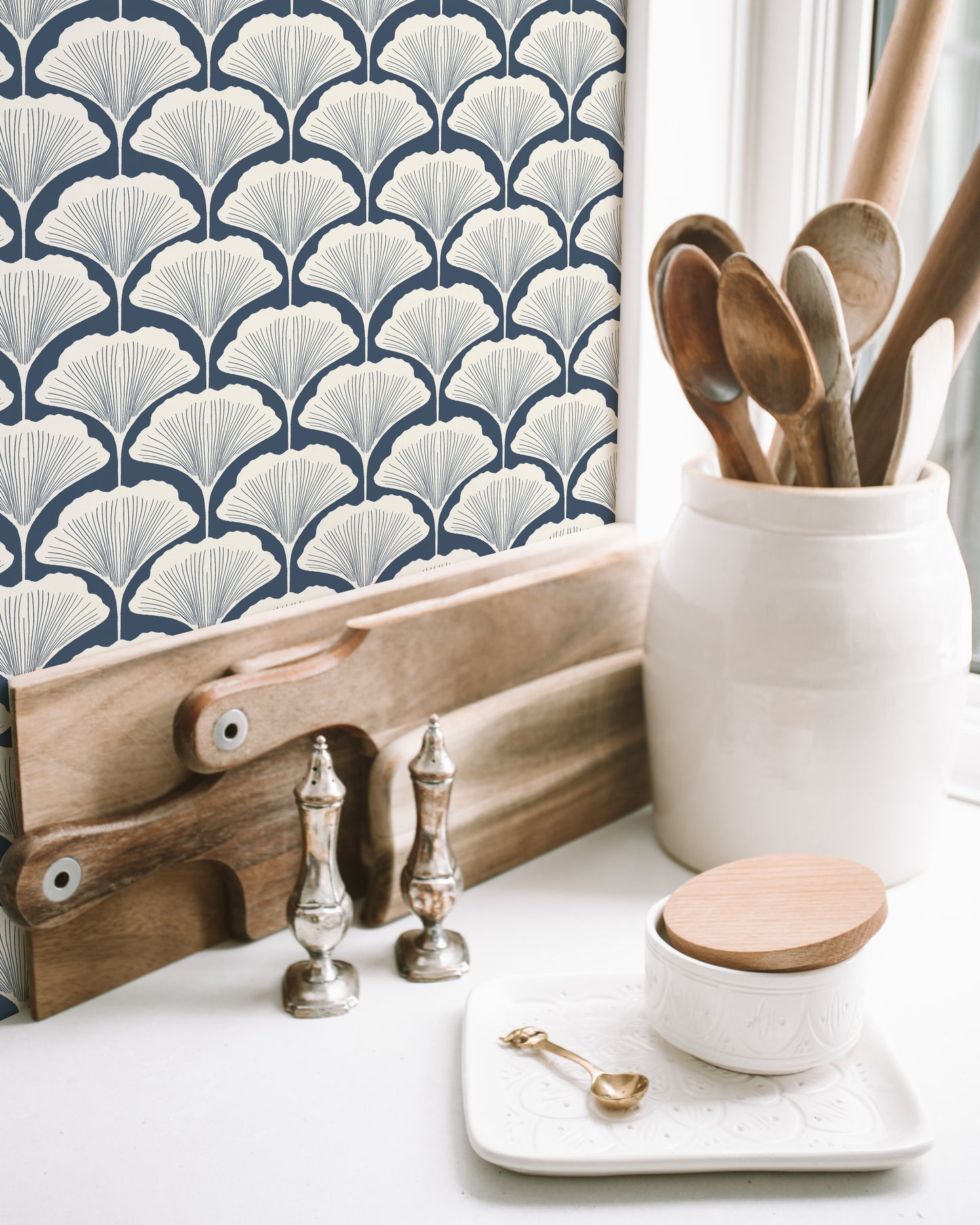 Ginkgo Scallop Wallpaper