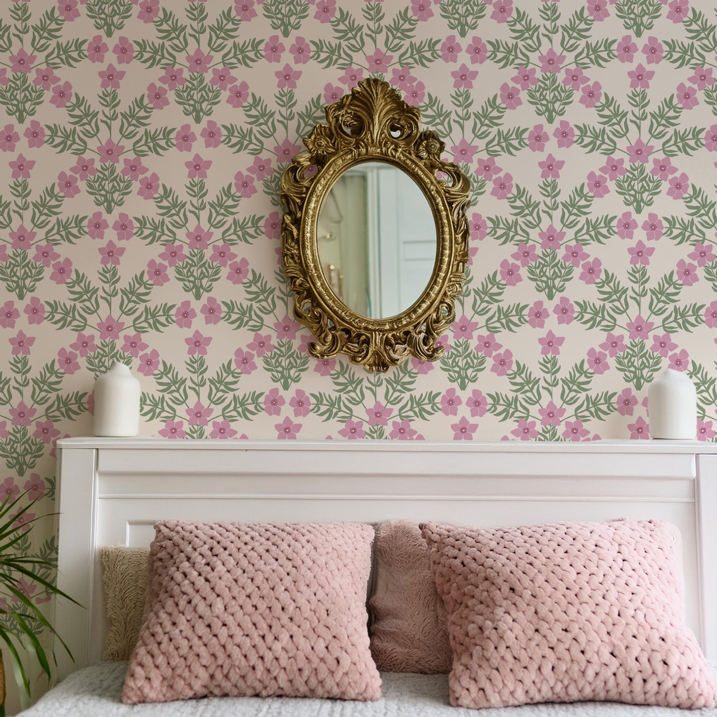 Art Nouveau Floral Scallop Wallpaper