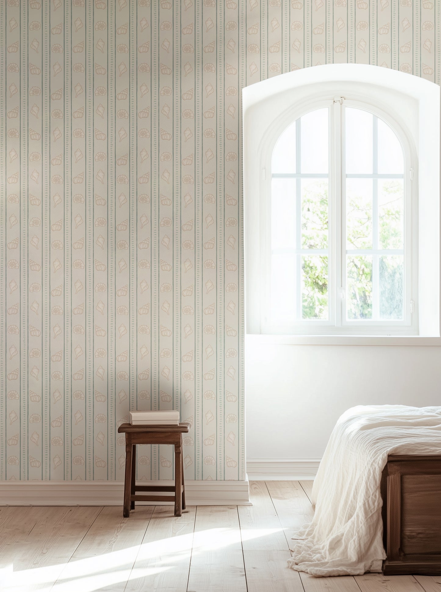 Seashell Stripe Wallpaper