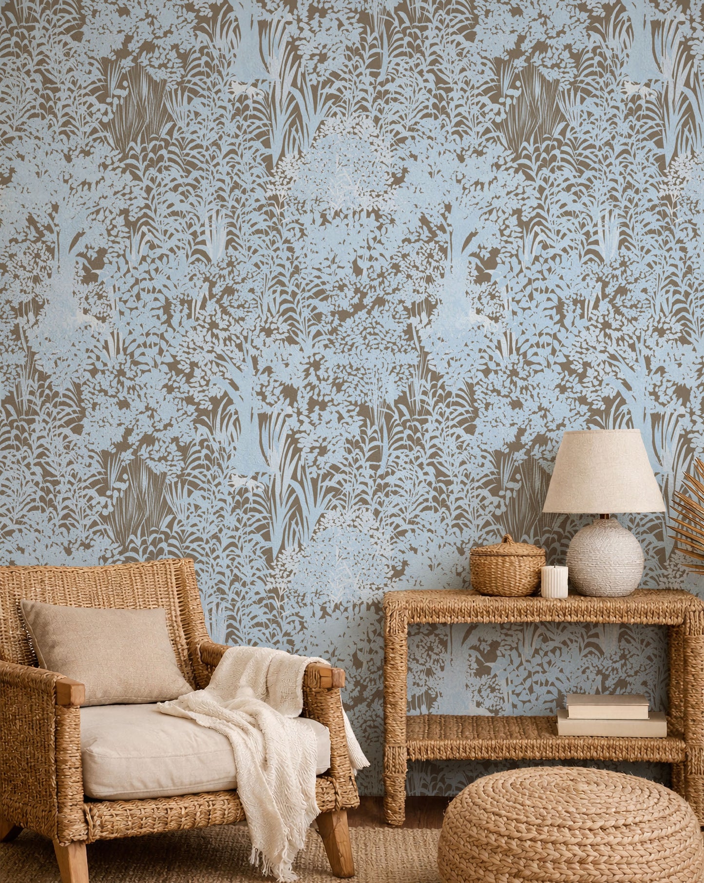 Living room with wicker furniture and patterned wallpaper