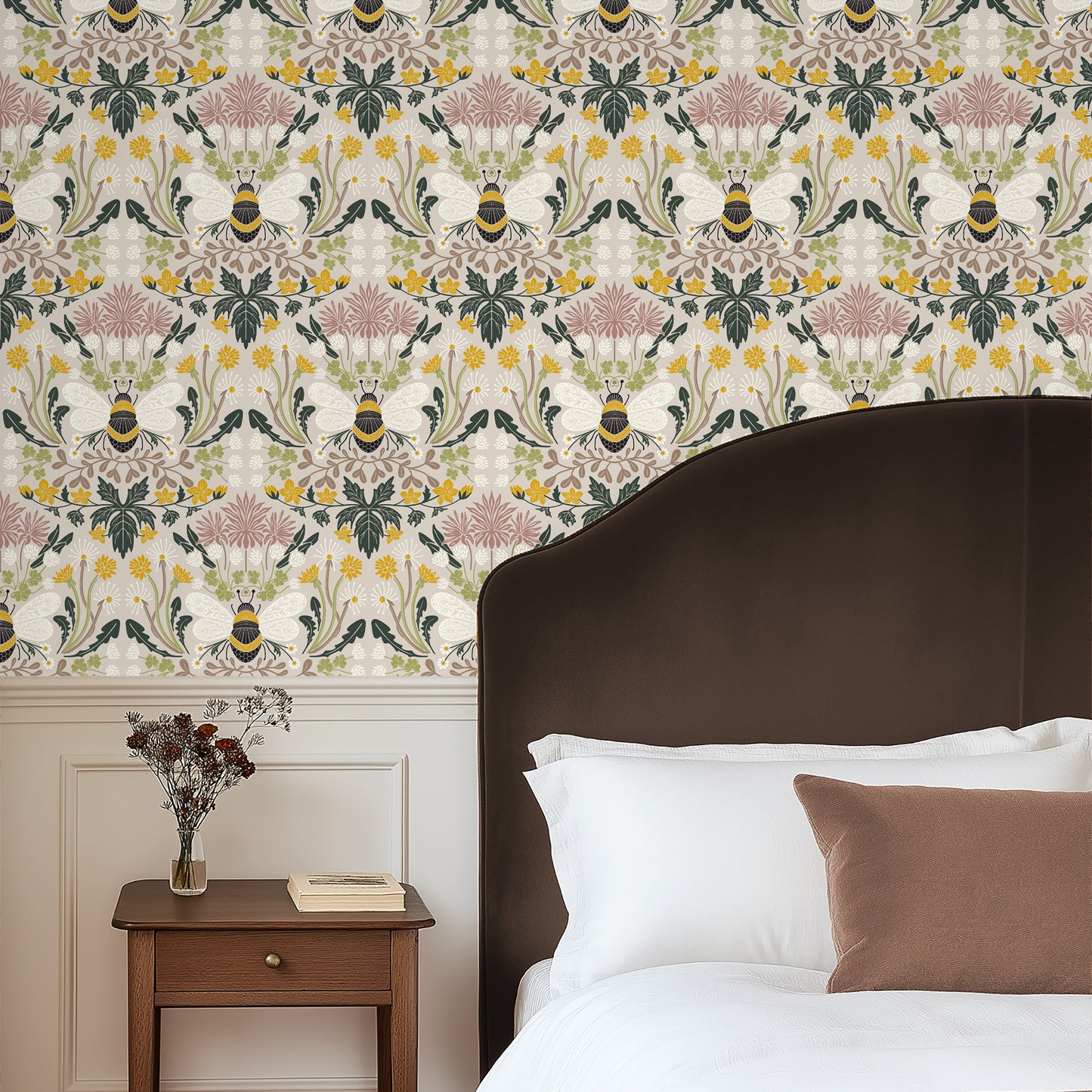 Posh Pollinator Bee Damask Wallpaper